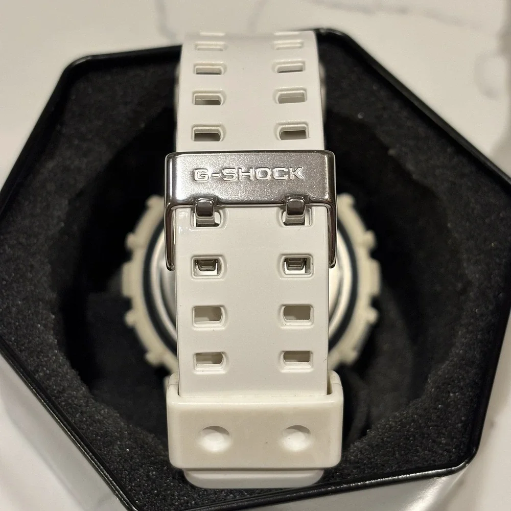 Casio G-Shock Watch GA-110GW-7A White Black Module 5146 Box & Papers - TESTED